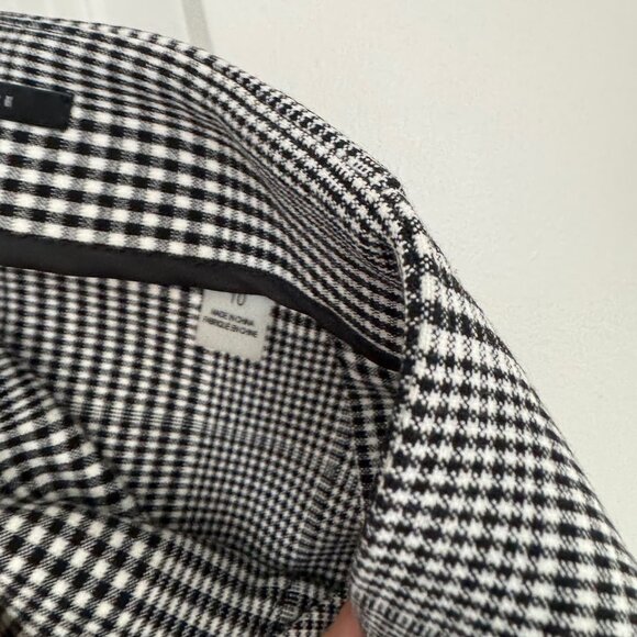 T Tahari Skirt Sz 10 Medium Black White Striped Plaid Pattern Wrap Pencil - Picture 3 of 4